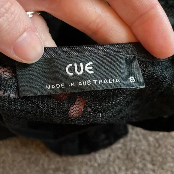 🖤CUE Sz8 vintage black stretch lace top with shoulder pads - Picture 7 of 8